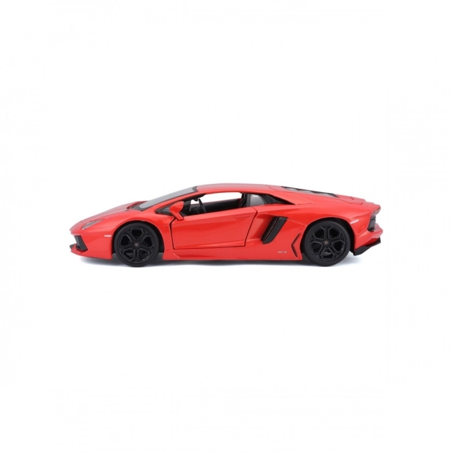 Kovový model Lamborghini Aventador Coupé 1:24