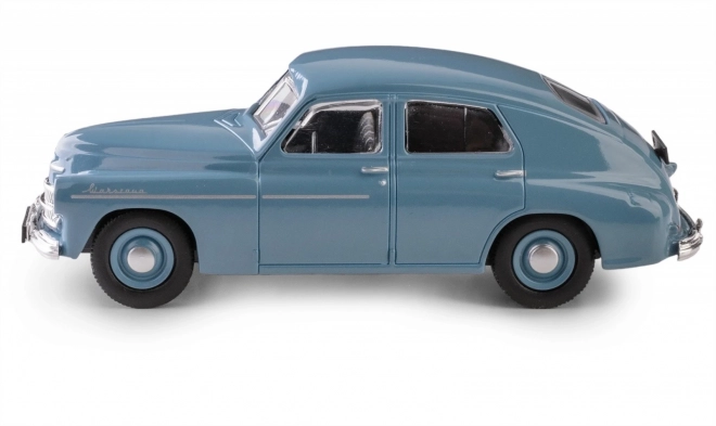 Klasický automobil Warszawa M20 PRL