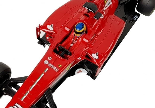 Pretekárske auto Formule 1 Ferrari F138 červené 1:12