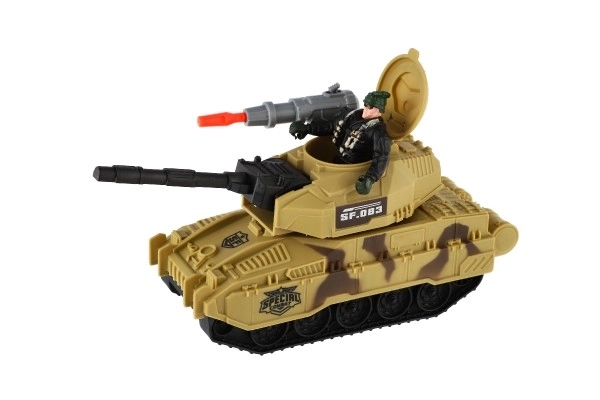 Plastový tank s vojakom 8x24 cm na volný pohyb