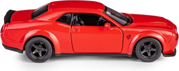 Mechanizmus pull-back pre akčnú jazdu