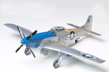 Severoamerický P-51D Mustang Tamiya