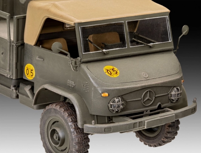 Plastikový model vozidla UNIMOG 404 S 1/35