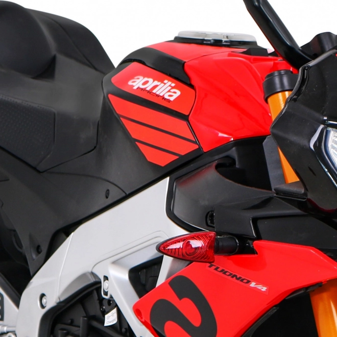 Aprilia Tuono V4 motor na akumulátor pre deti červený