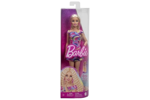 Barbie modelka v pestrofarebných šatách