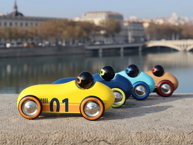 Vilac drevené auto old sport žlté