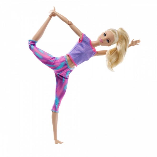 Barbie Made to Move v kvetinovom ružovom oblečení