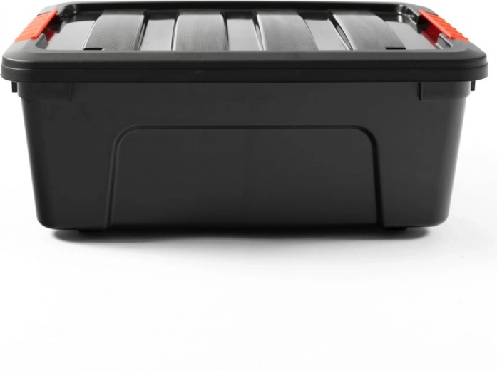 Kompaktný a pritom priestranný