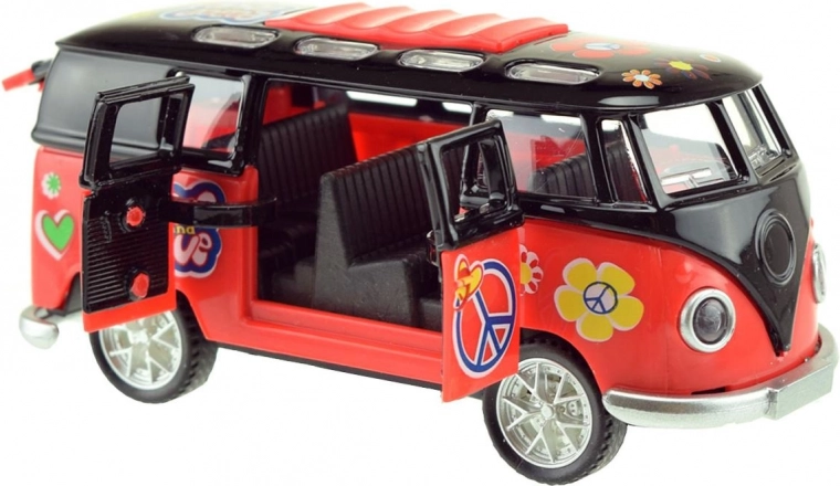 Odolná kovová karoséria