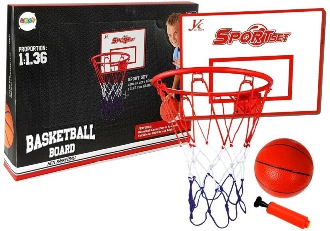 Závesný basketbalový kôš s loptou