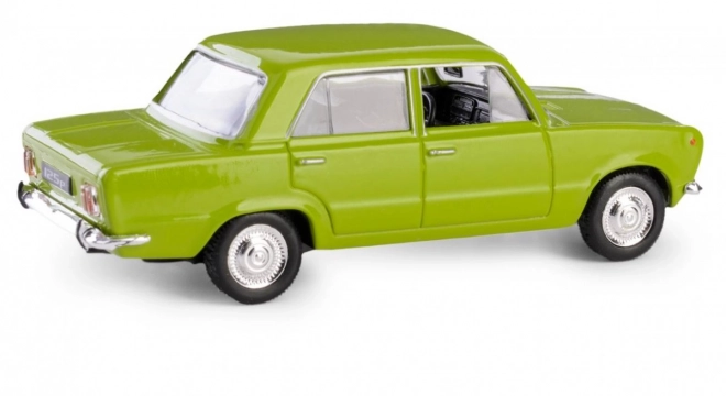 Pojazd PRL FIAT 125p - Zelený