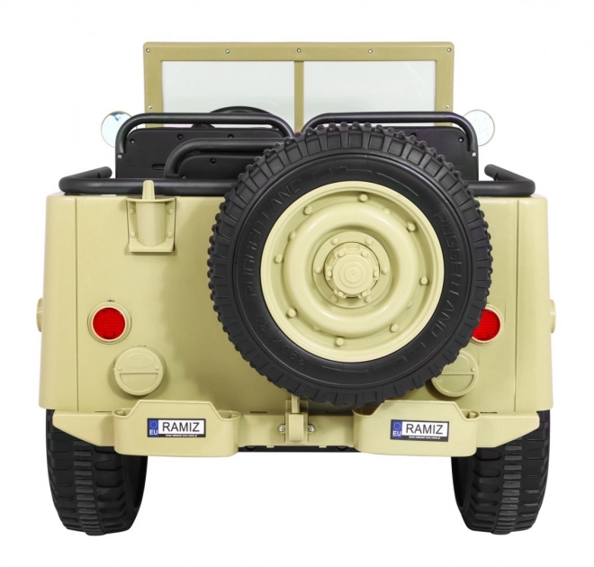 Retro vojenské auto pre deti so 4x4 pohonom, miestom pre 3 a EVA kolesá