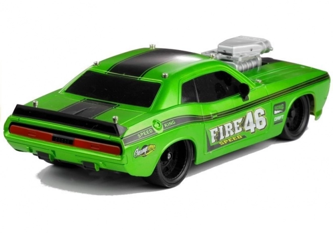 Zelené diaľkovo ovládané auto 1:16 R/C