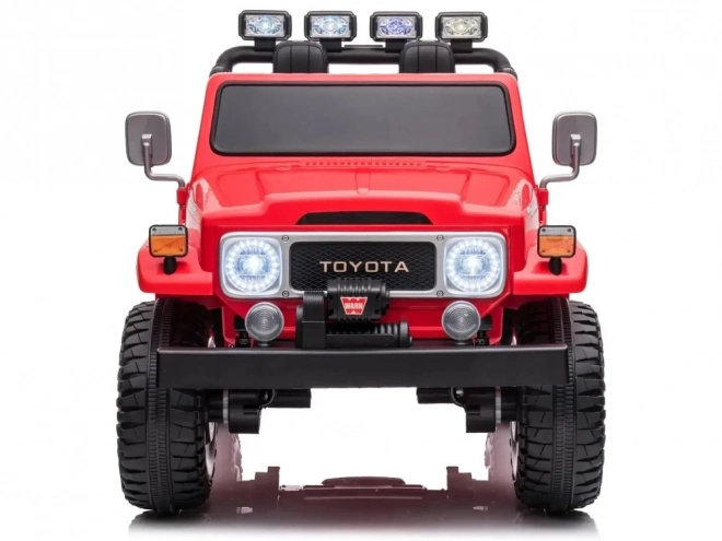 Detské elektrické auto Toyota Land Cruiser – Červená