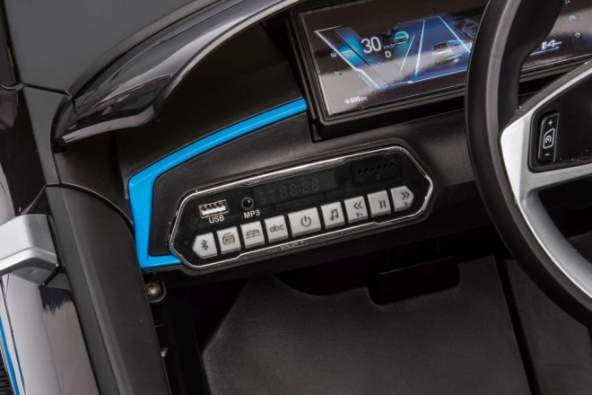 Elektrické autíčko BMW i4 4x4 čierne