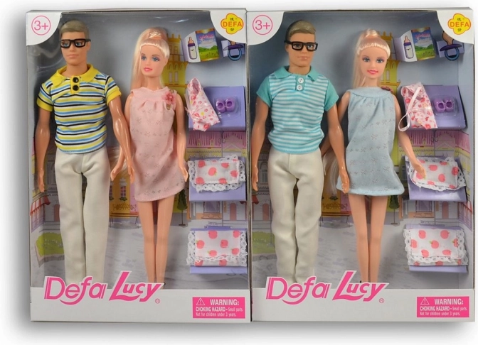 Bábika Lucy s Kenom v Obchode