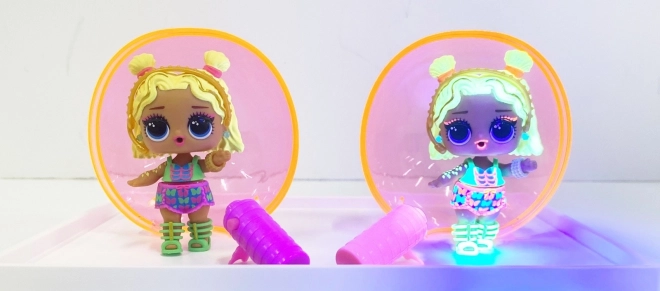 Lalka L.O.L. Surprise Neon Pop Stars Display