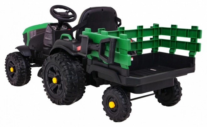 Titanový traktor s prívesom zelený
