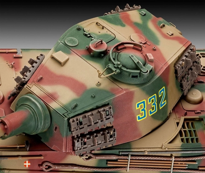 Plastikový model tanku Tiger II Henschelova veža