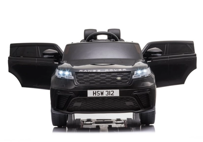 Realistický vzhľad a čierny lak RANGE ROVER