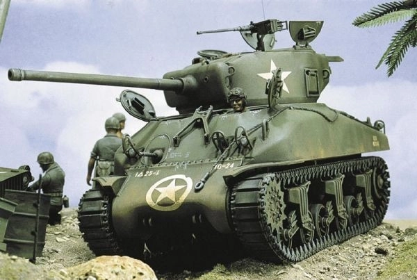 Plastikový model tanku M4-A1 Sherman