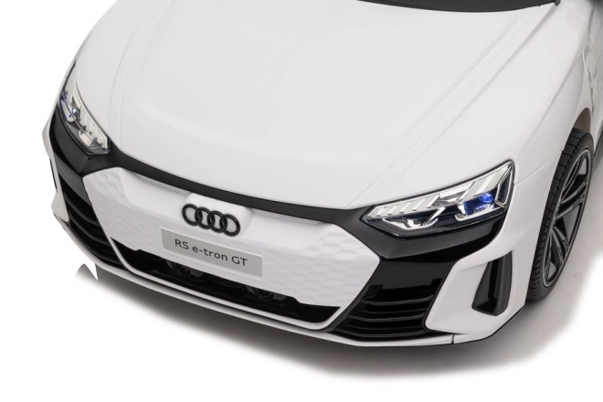 Auto na akumulátor Audi E-Tron GT biele
