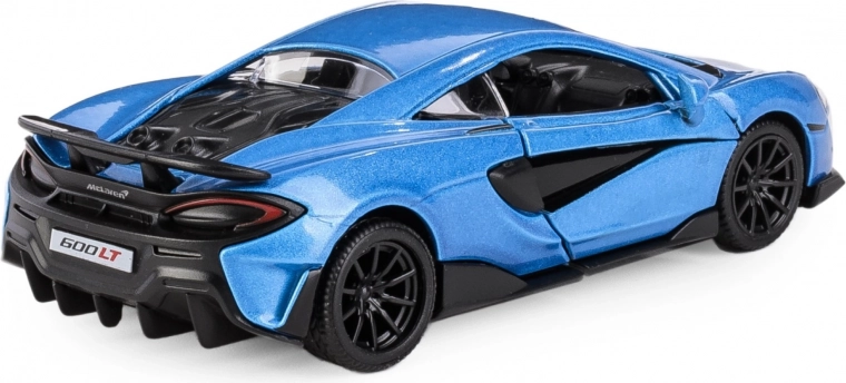 Kovová karoséria a gumové pneumatiky