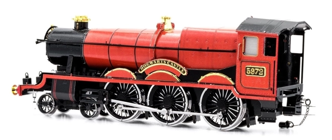Ikonický Bradavický expres v kove