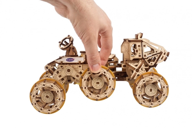 3D drevené mechanické puzzle Mars Rover od Ugears