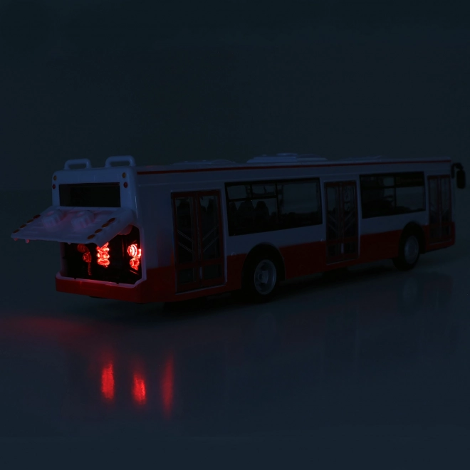 Autobus s českým oznamovaním zastávok