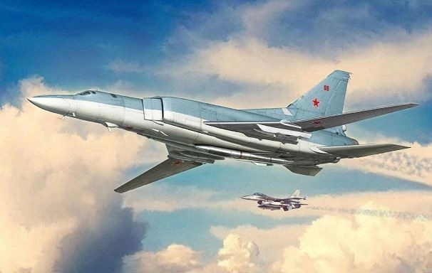 Plastikový model Tu-22M2 Backfire-B 1/72