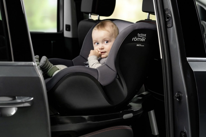 Autosedačka Britax Dualfix 3 i-Size s Flex 5Z základňou v Space Black