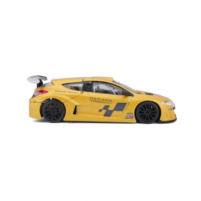 Bburago model Renault Mégane Trophy 1:24 Metalická žltá 18-22115