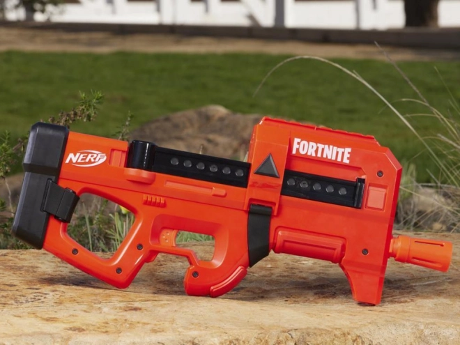 Hasbro Nerf Fortnite Elite Wyrážačka Compact SMG