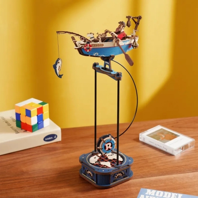 Mechanická 3D skladačka Rybolovní loď s kyvadlom