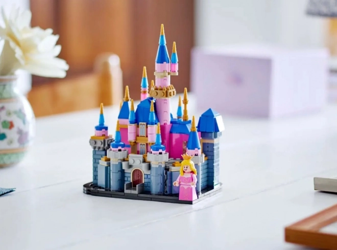 Lego Disney Malý zámok Šípkovej Ruženky