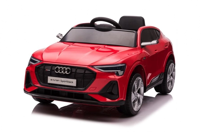 Auto na akumulátor Audi E-Tron červené