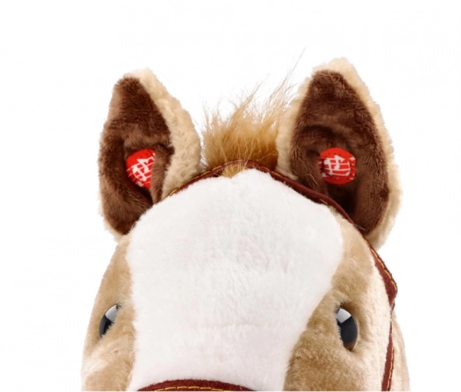 Hojdací kôň Mustang s kolesami