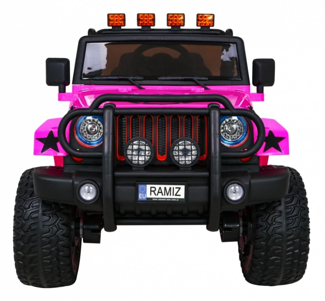 Terénne auto Monster 4x4 jeep pre deti Ružová + Diaľkové ovládanie + Nastavenie sedadla + Pomalý štart + MP3 LED + Nosič batožiny + Batoh