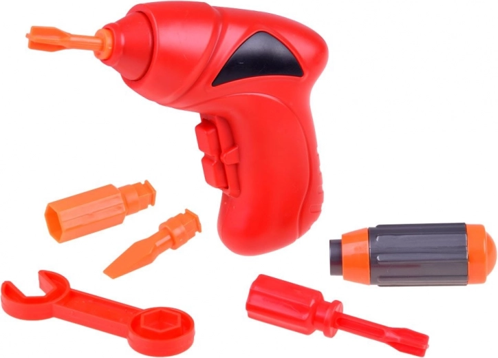 Skutočné skrutkovanie s detskou vŕtačkou