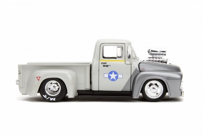 Jada Toys: Street Fighter 1956 Ford Pickup 1:24