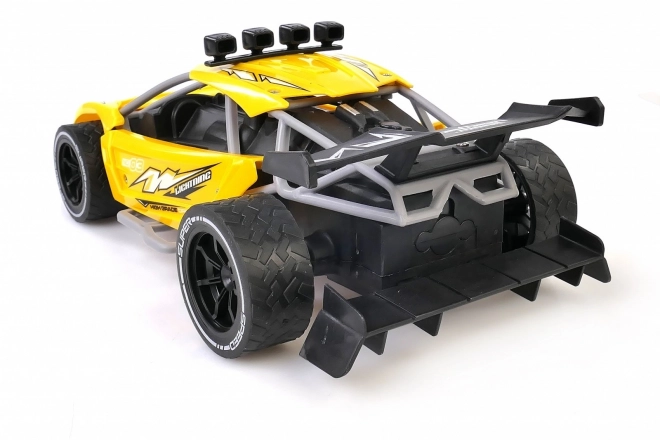 Auto R/C s volantom a pedálmi