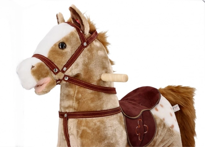 Hojdací kôň Mustang s kolesami