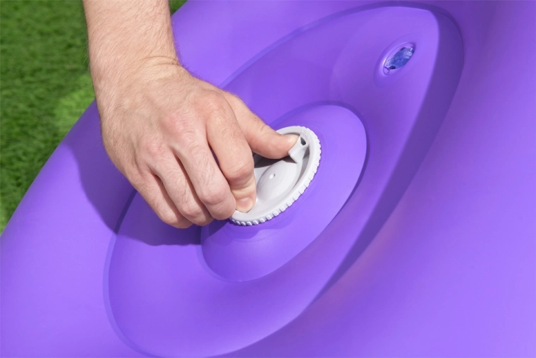 Rýchloupúšťací ventil a jednoduché skladovanie