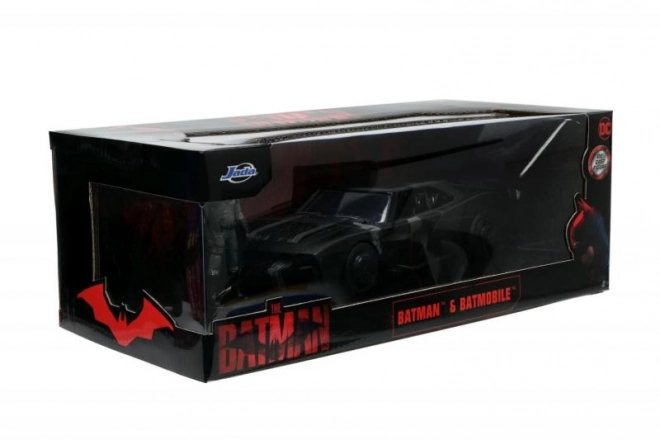 Batmobil 1:24 s Batmanom