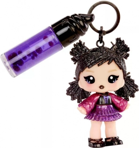 Bábika a lesk vždy po ruke