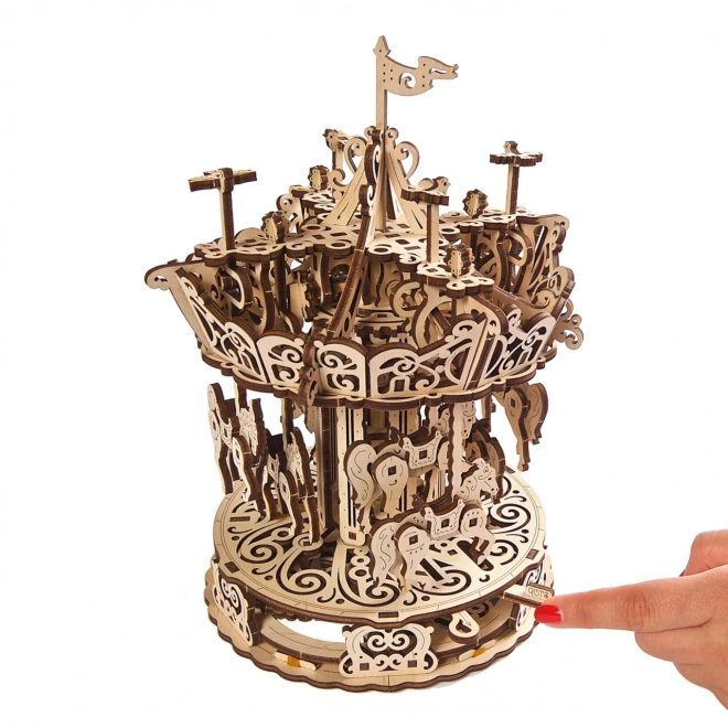 3D puzzle Kolotoč od UGEARS