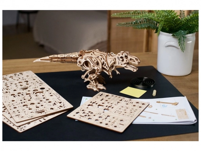 Ugears 3D drevené mechanické puzzle Tyrannosaurus Rex