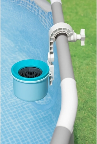 Jednoduchá montáž na okraj bazéna