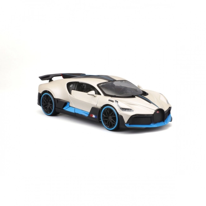 Model Bugatti Divo 1/24 biely